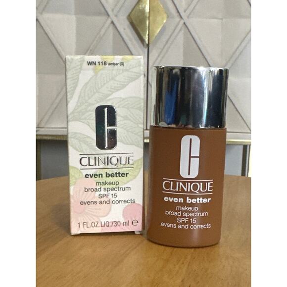 NIB Clinique Even Better Makeup Broad Spectrum SPF 15 WN 118 Amber (D) 1 oz. - Picture 3 of 8